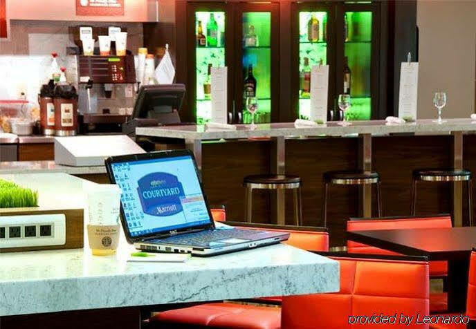 斯托克顿万怡酒店 外观 照片